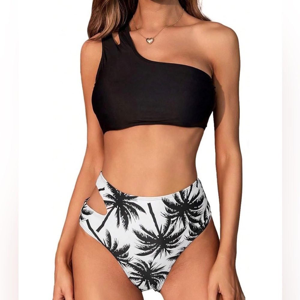 Palm Tree Bikini Set 🌴 - Picture 2 of 2